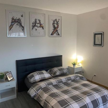 Appartement 3 Chambres Evry Plein Centre Ville Екстер'єр фото