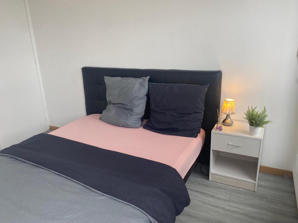Appartement 3 Chambres Evry Plein Centre Ville Екстер'єр фото